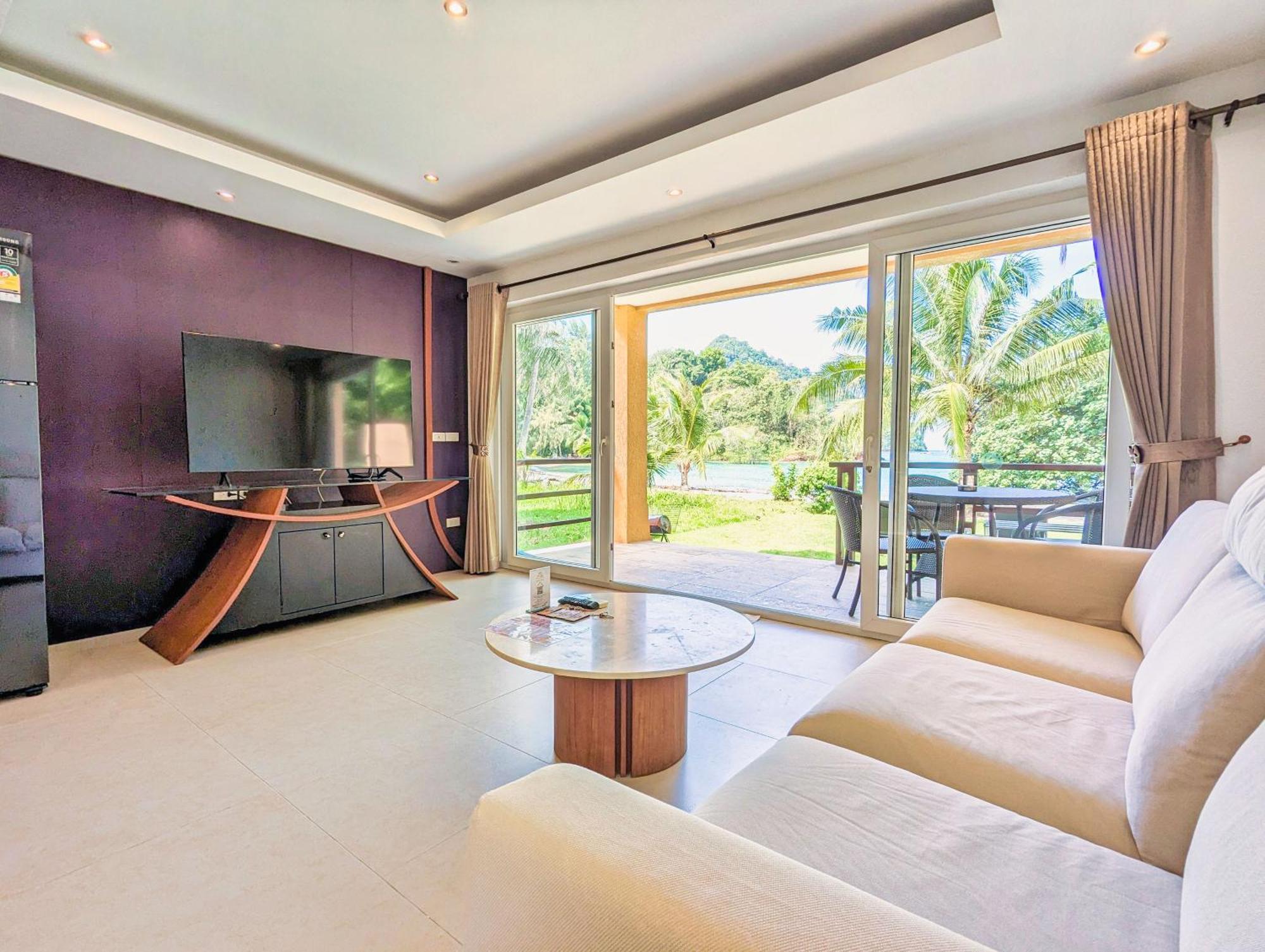 Half Moon Beach Villa - By Kohchangvillas Ко-Чанг Екстер'єр фото