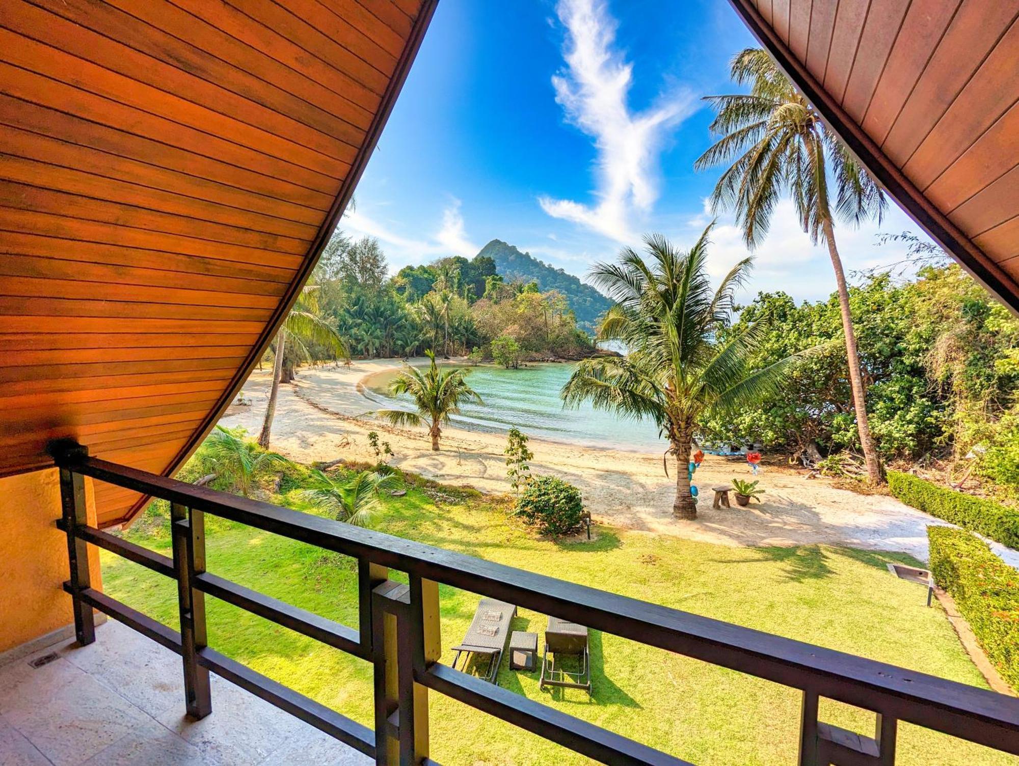 Half Moon Beach Villa - By Kohchangvillas Ко-Чанг Екстер'єр фото
